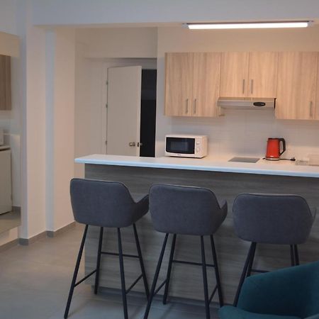 Les Palmiers Sunorama Beach Apartments Larnaca Exteriör bild