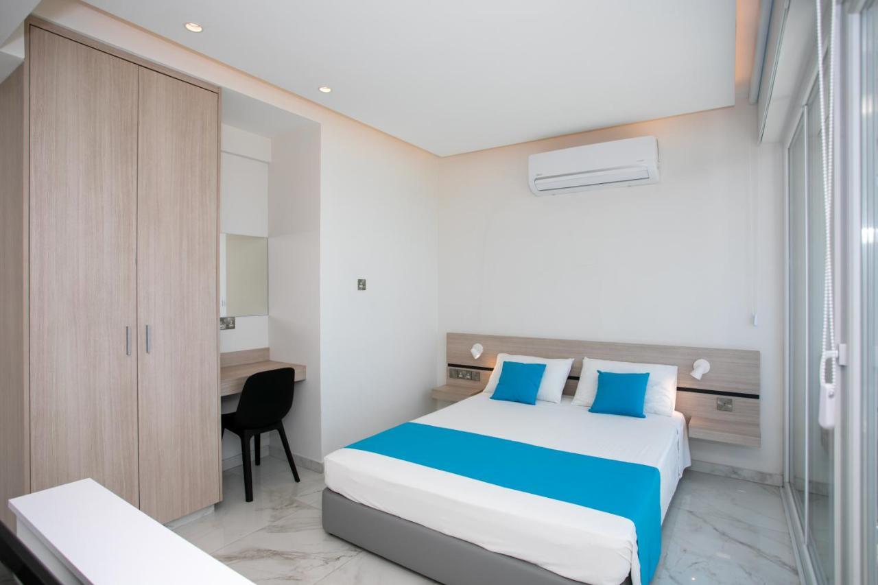 Les Palmiers Sunorama Beach Apartments Larnaca Exteriör bild